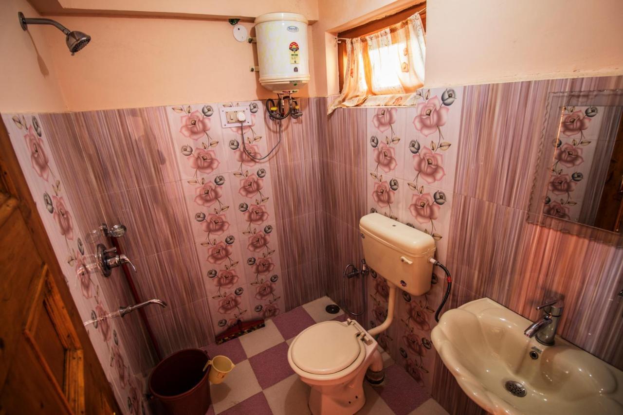 Orange Guest House Dharmkot Dharamshala Dış mekan fotoğraf